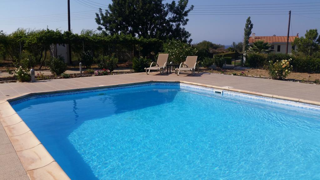 Eliofos Luxury Villa Polis ภายนอก รูปภาพ
