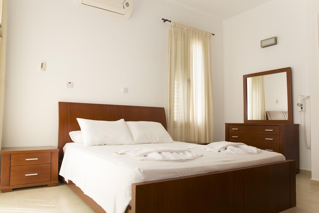 Eliofos Luxury Villa Polis ภายนอก รูปภาพ