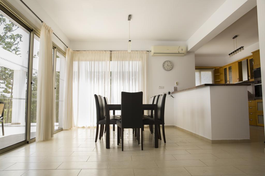 Eliofos Luxury Villa Polis ภายนอก รูปภาพ
