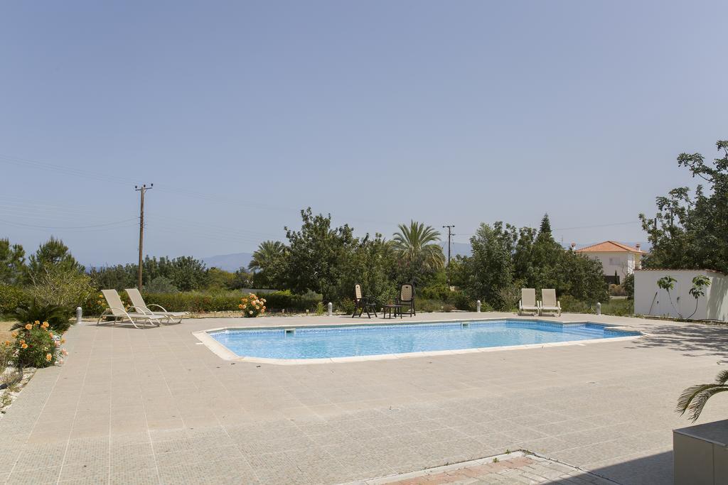 Eliofos Luxury Villa Polis ภายนอก รูปภาพ